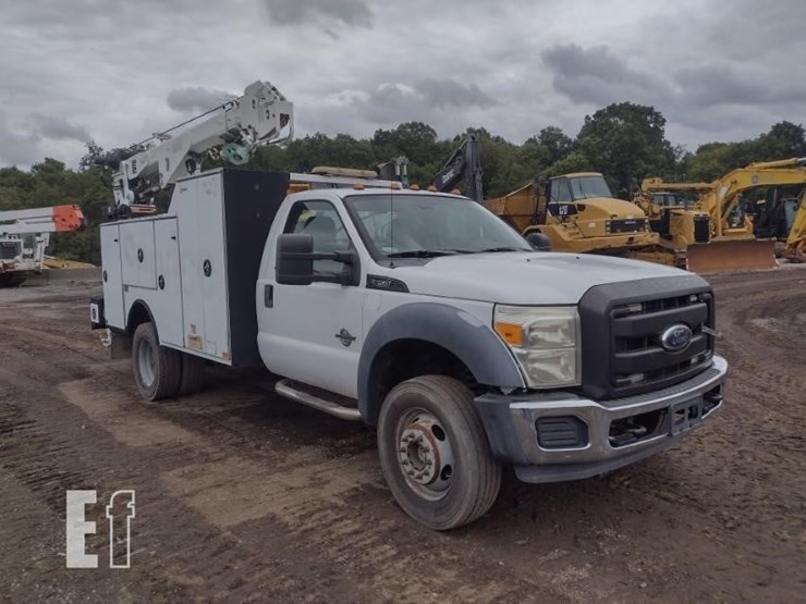 2012-ford-f550-image-35