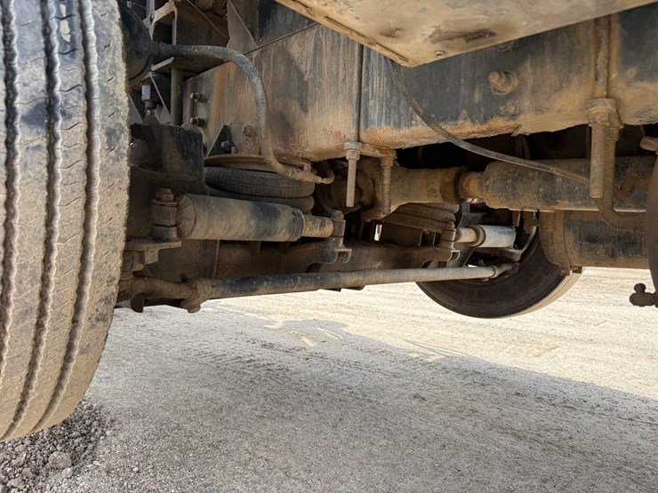 #6443-•-2003-sterling-boom/crane-truck-image-94