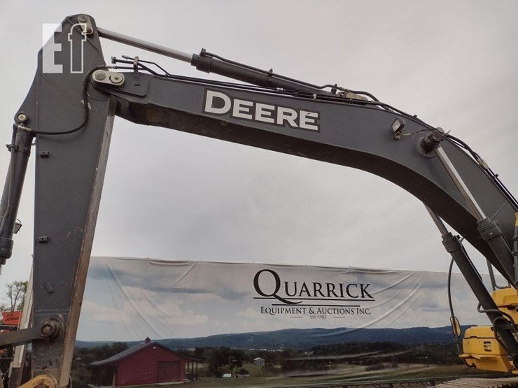 2006-deere-270d-lc-image-15