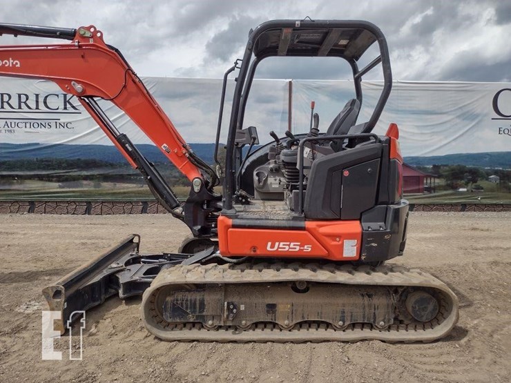 2023-kubota-u55-5-image-12
