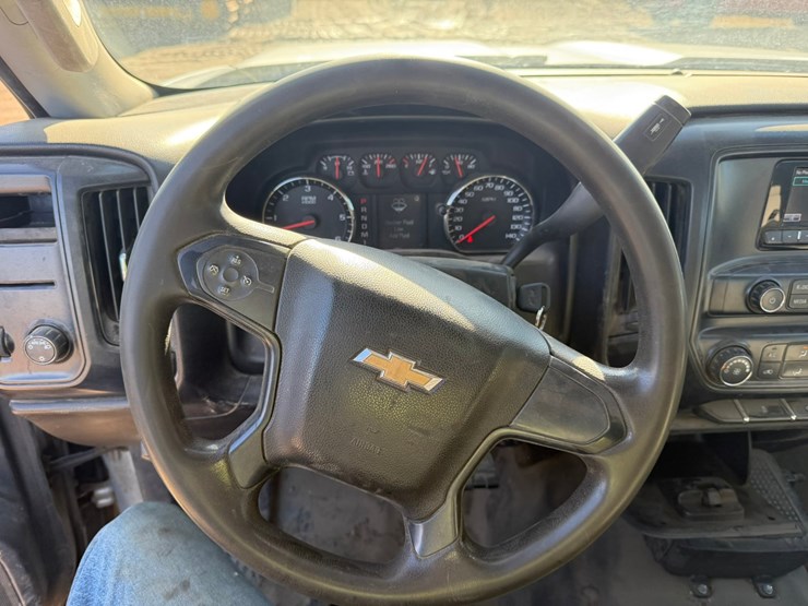 2015-chevrolet-2500-image-37