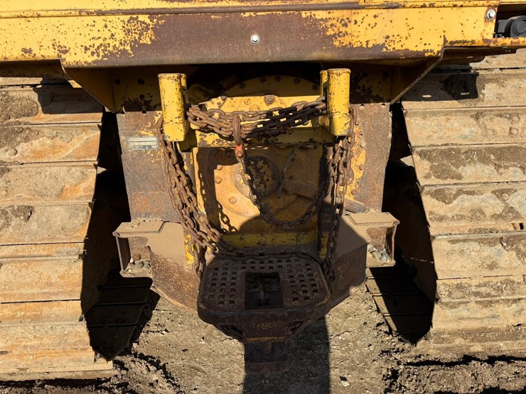 caterpillar-d4h-lgp-image-32
