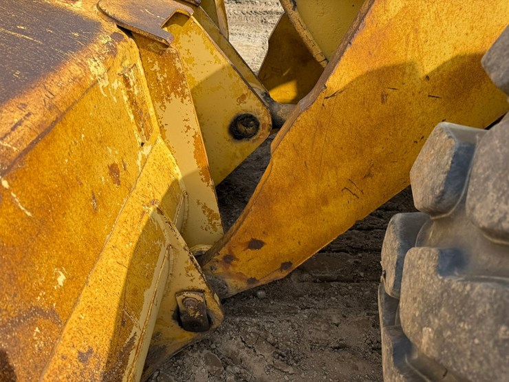caterpillar-966e-image-20