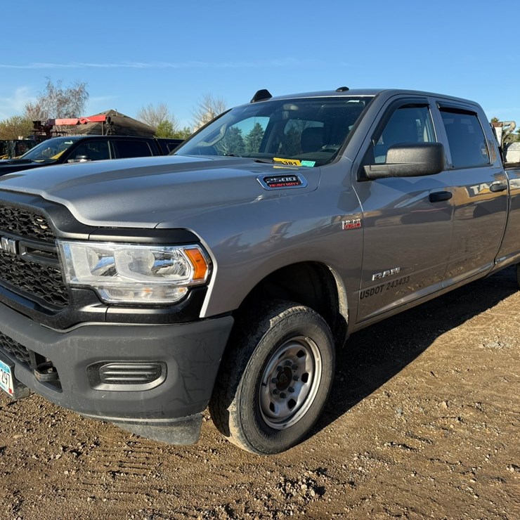 2021 DODGE 2500
