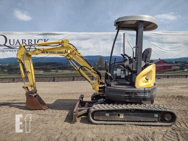 2012-new-holland-e27b-image-1