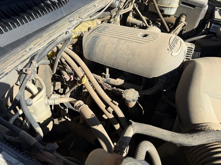 2006-chevrolet-2500-image-12