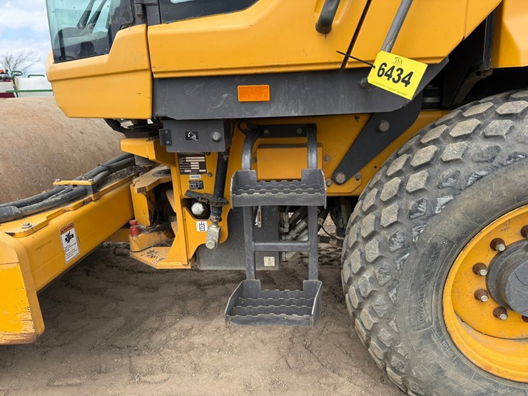 volvo-sd75b-image-30