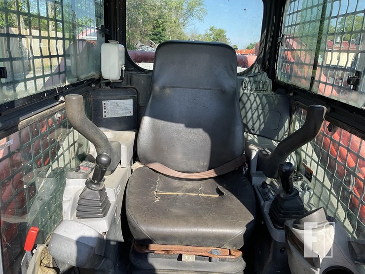 kubota-svl75-2-image-13