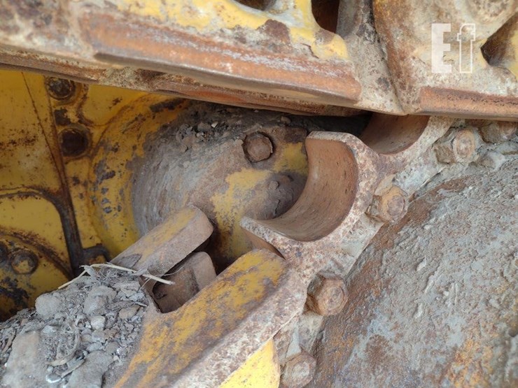 2021-deere-750l-lgp-image-15