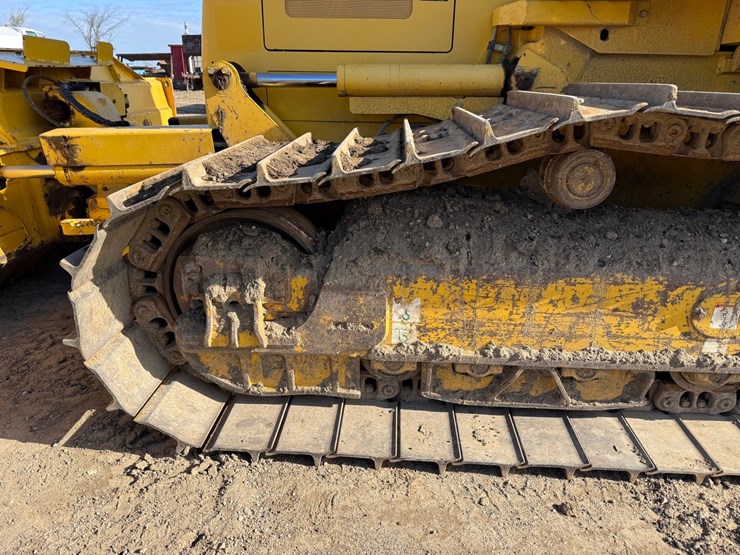 2014-komatsu-d51pxi-image-75