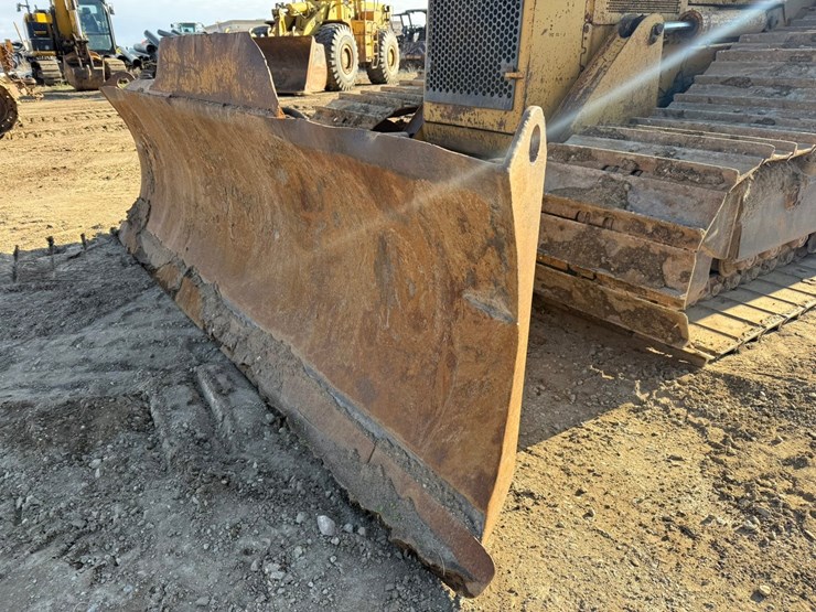 caterpillar-d4h-lgp-image-9