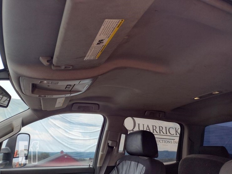 2017-chevrolet-1500-image-13