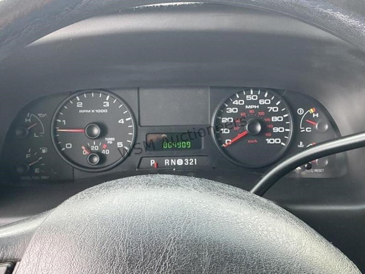 2007-ford-f550-image-27