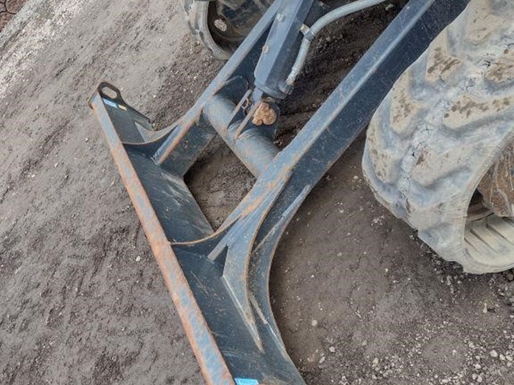 2022-deere-35g-image-21