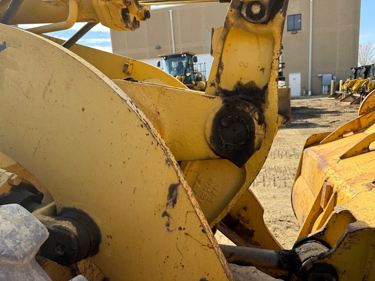 caterpillar-950f-image-16