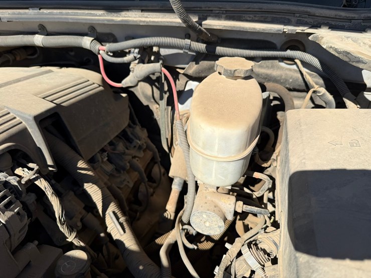 2013-chevrolet-2500-image-17