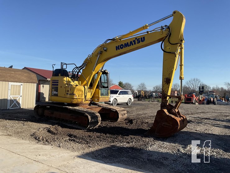 2018-komatsu-pc238us-lc-11-image-6