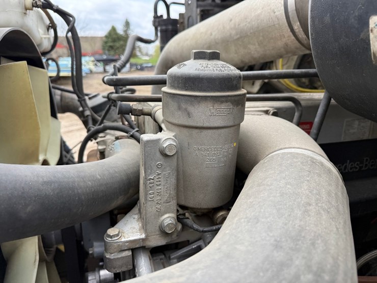 #6443-•-2003-sterling-boom/crane-truck-image-21