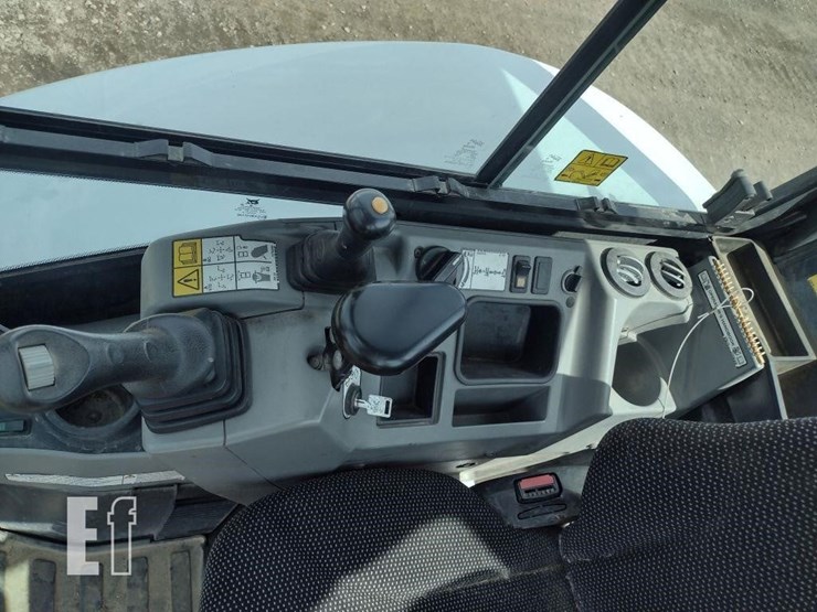 2021-bobcat-e35i-image-8