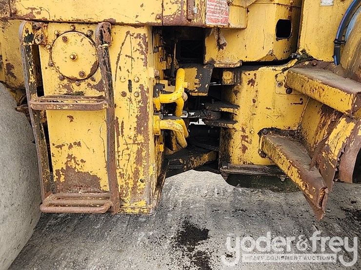 caterpillar-966c-image-27