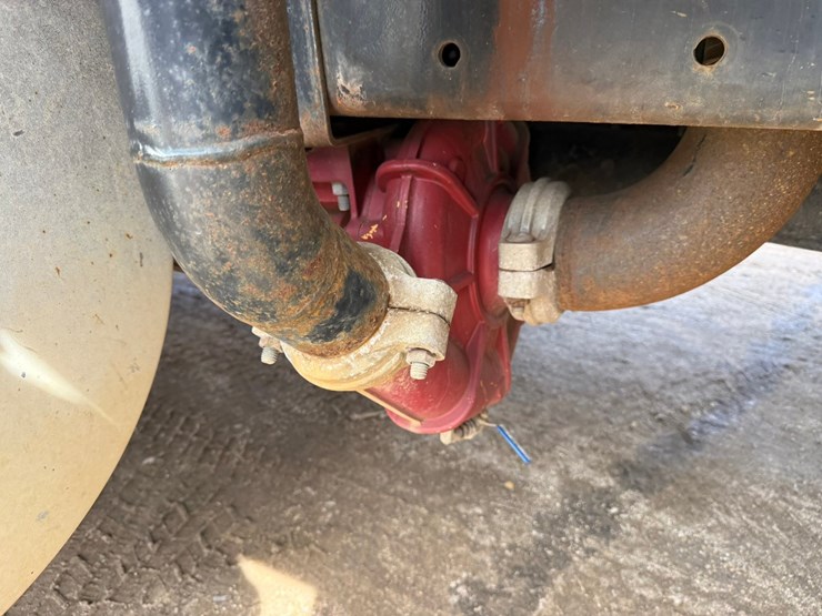 #6396-•-1997-ford-6911l-water-truck-image-35