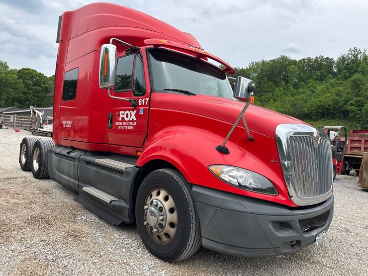2015-international-prostar-image-4