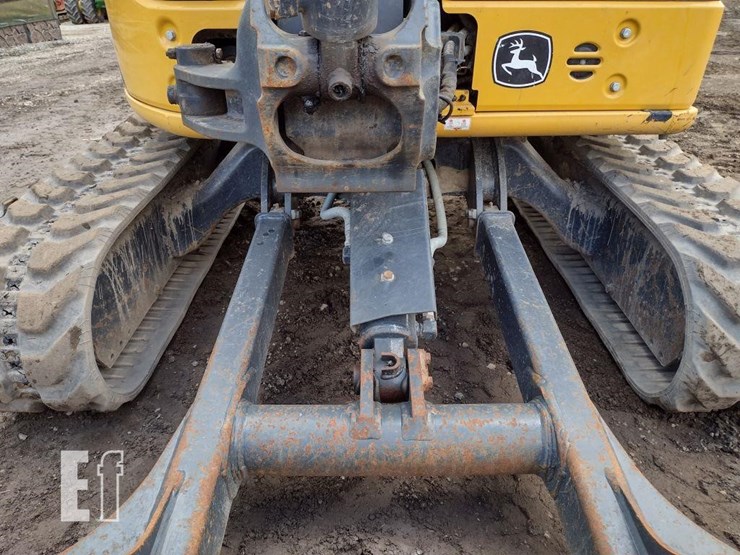 2022-deere-35g-image-24