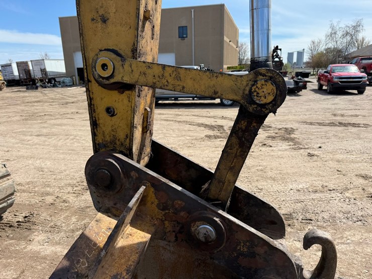caterpillar-312e-image-13