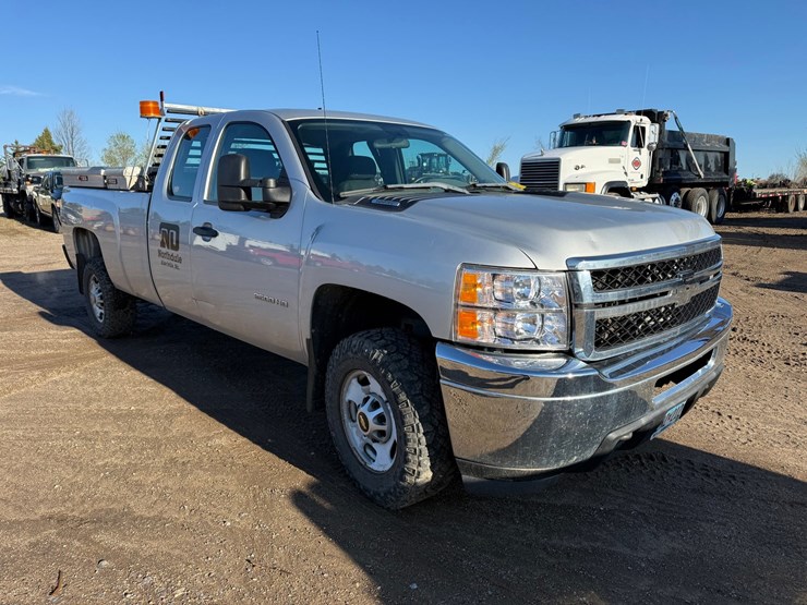 2014-chevrolet-2500-image-7