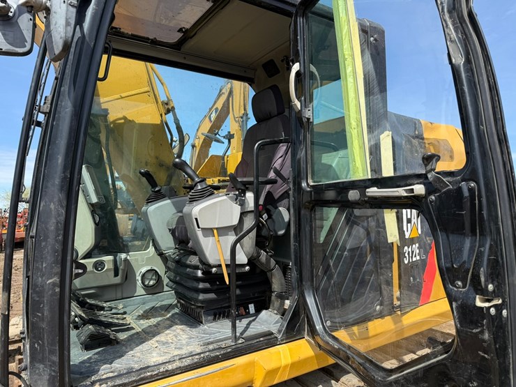 caterpillar-312e-image-67