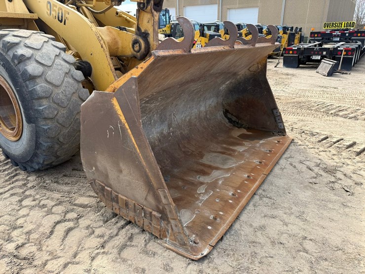 caterpillar-950f-image-10