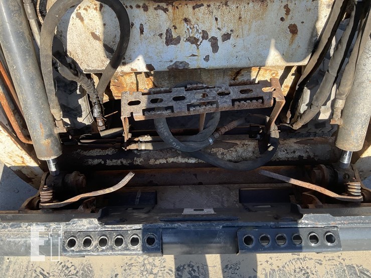 2018-bobcat-t450-image-12
