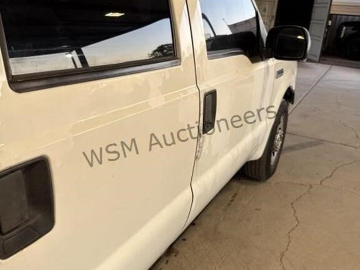 2005-ford-f250-image-12