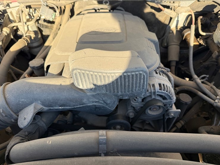 2014-chevrolet-2500-image-18