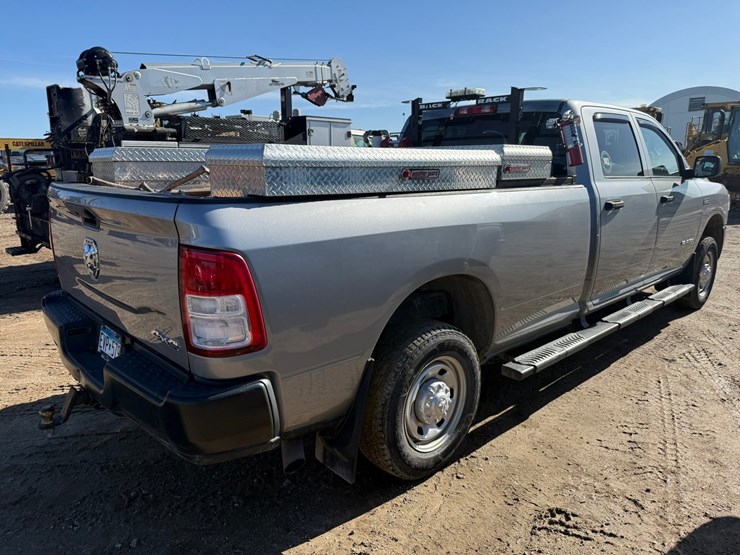 2021-dodge-2500-image-5