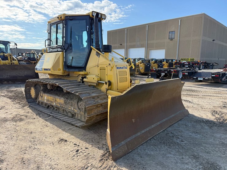 2014-komatsu-d51pxi-image-7