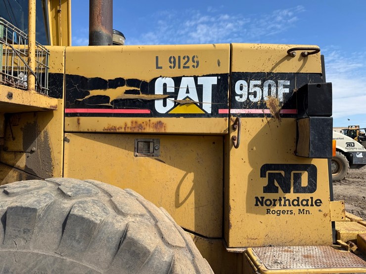 caterpillar-950f-image-37