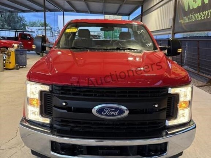 2019-ford-f250-image-3