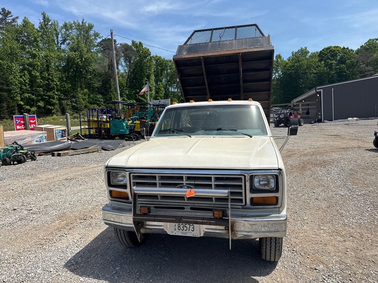 1983-ford-f350-image-6