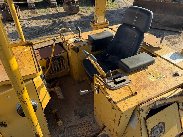 caterpillar-d4h-lgp-image-54