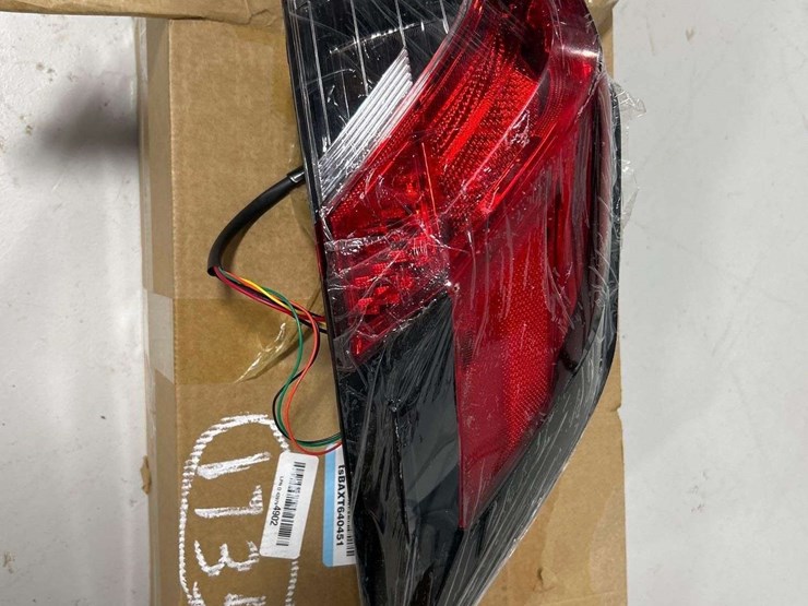 tail-light-image-2