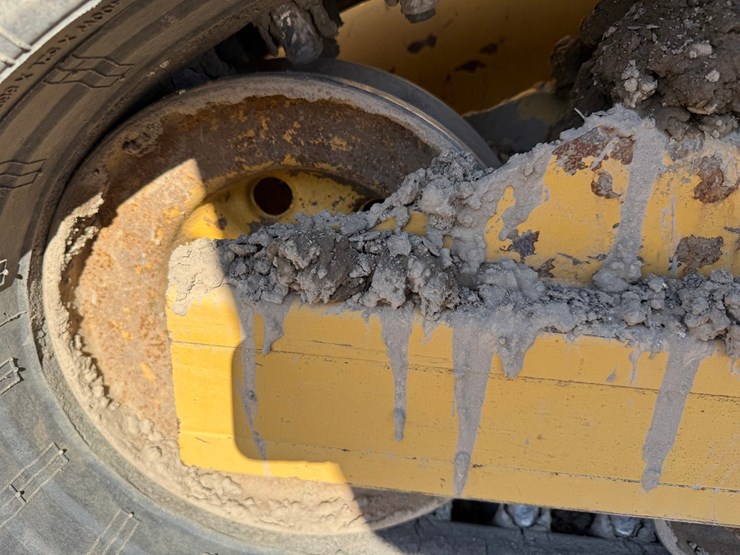 caterpillar-255-image-68