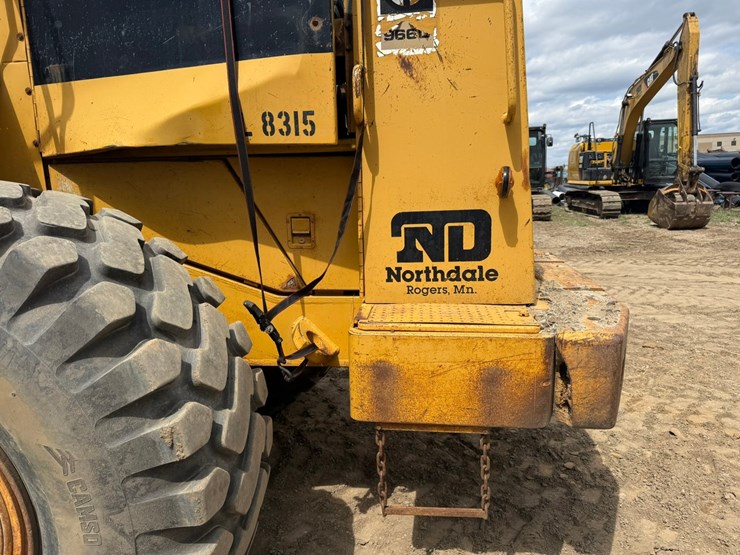 caterpillar-966d-image-46