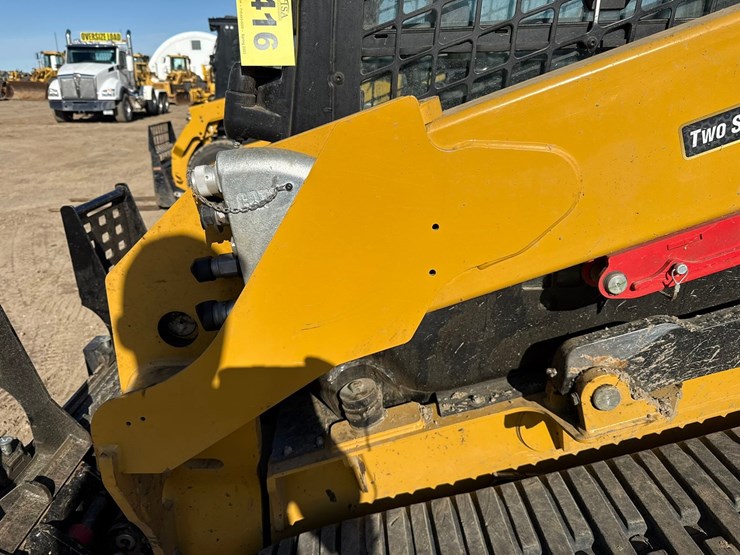 caterpillar-255-image-17