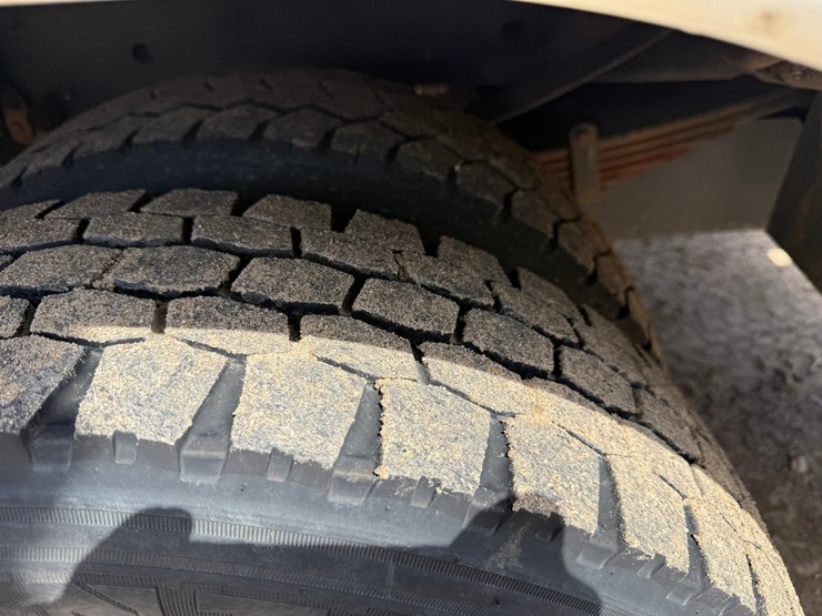 2020-ford-f550-xl-image-59
