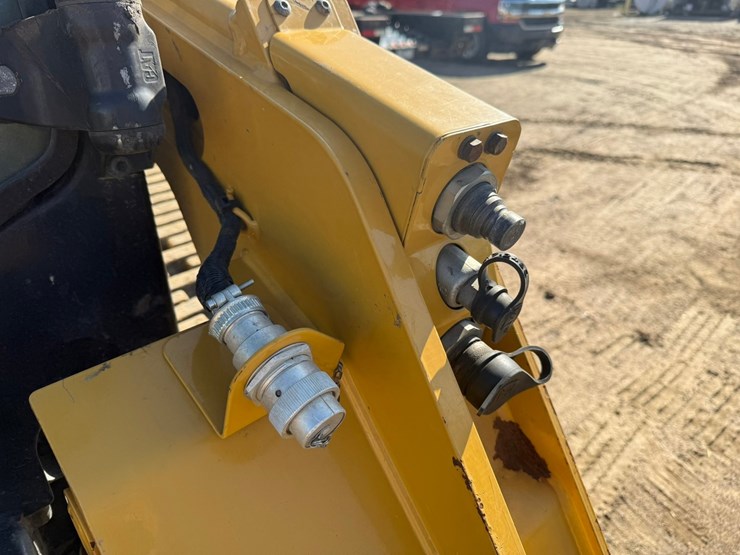 caterpillar-259d3-image-16