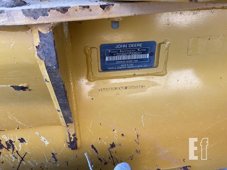 2017-deere-700k-image-21