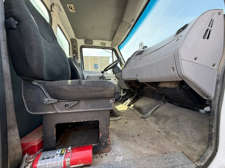 #6396-•-1997-ford-6911l-water-truck-image-45