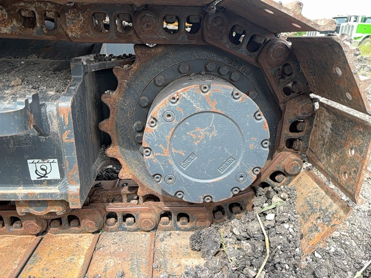 2023-kobelco-sk140sr-lc-7-image-11