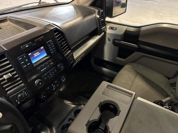 2015-ford-f150-image-19